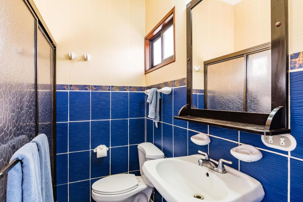 Witch'S Rock Surf Camp Hotel Тамариндо Екстериор снимка